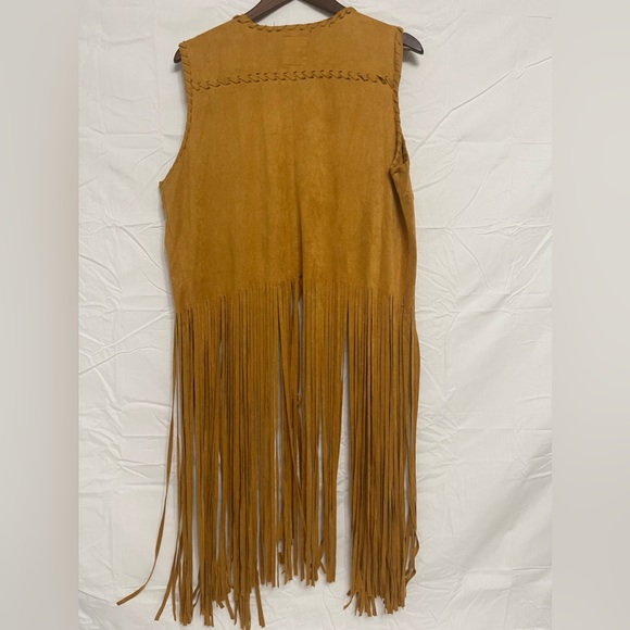 Fornia faux suede fringe shrug-size small - Picture 2 of 3